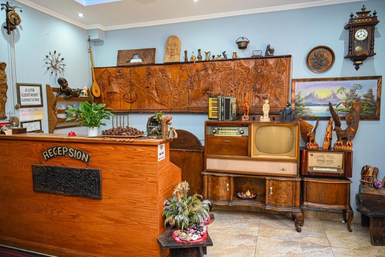 Hotel Epoka Шкодер Экстерьер фото