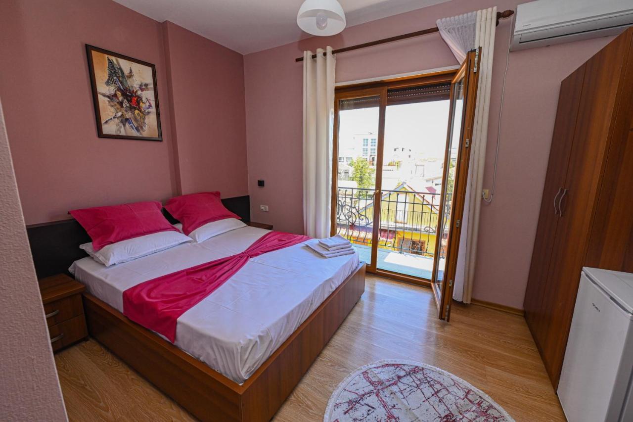 Hotel Epoka Шкодер Экстерьер фото