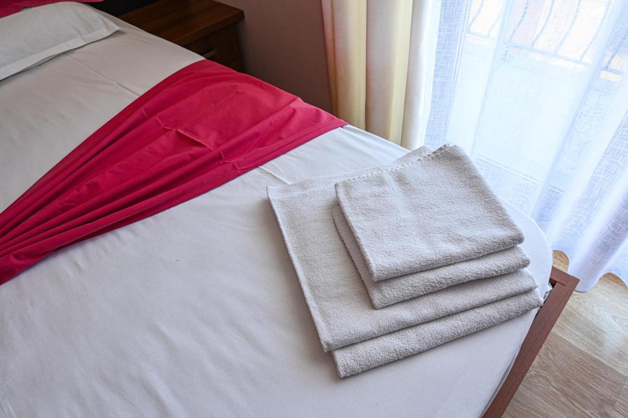 Hotel Epoka Шкодер Экстерьер фото