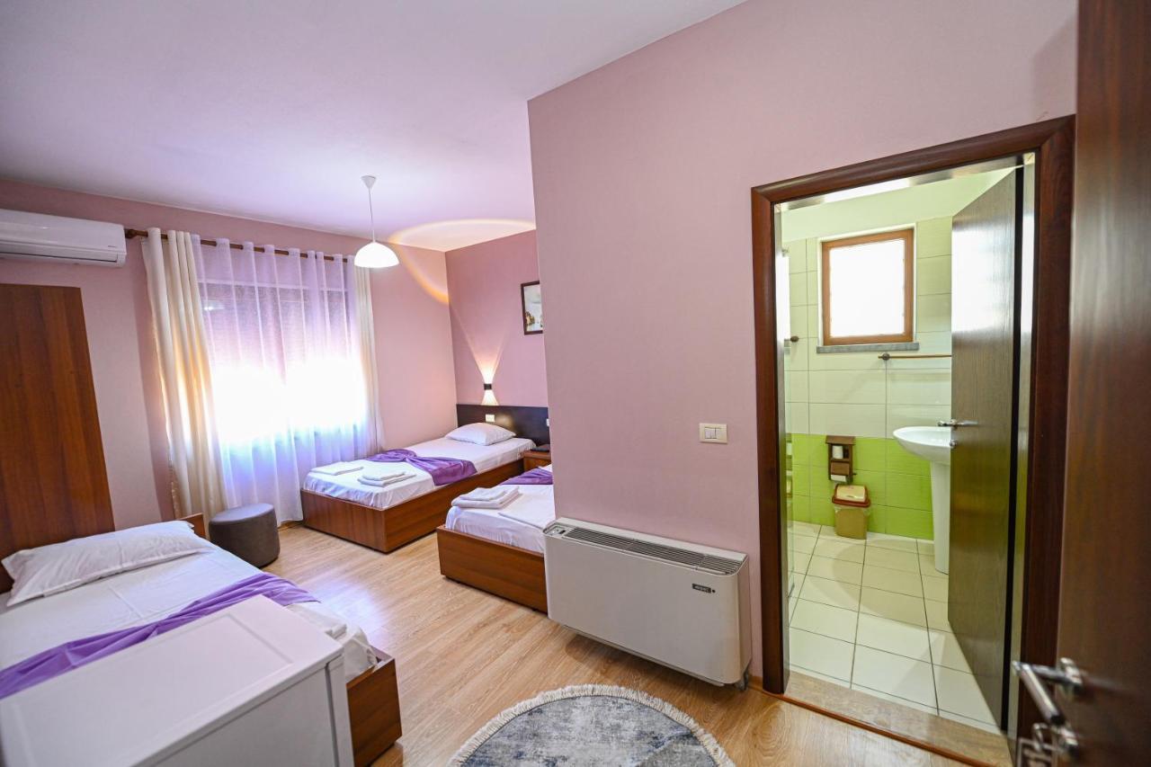 Hotel Epoka Шкодер Экстерьер фото