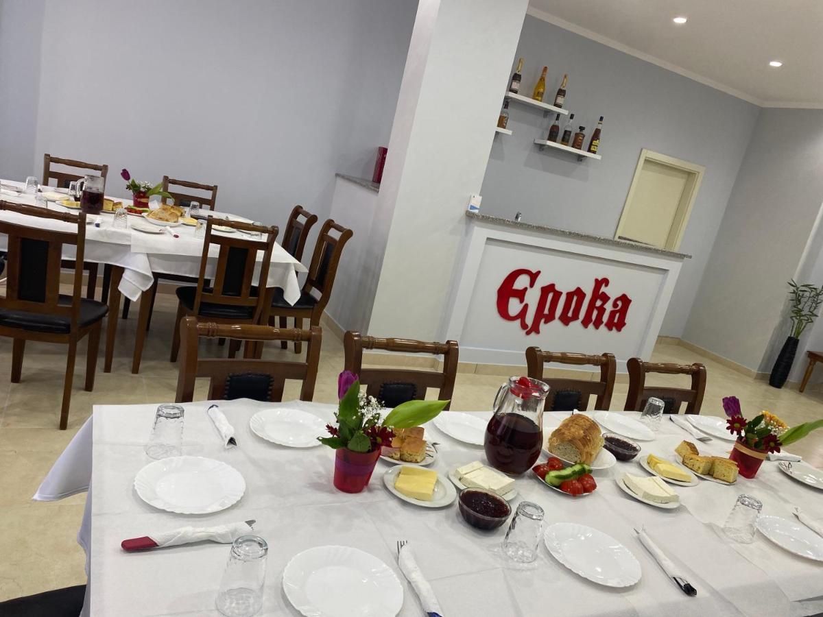 Hotel Epoka Шкодер Экстерьер фото