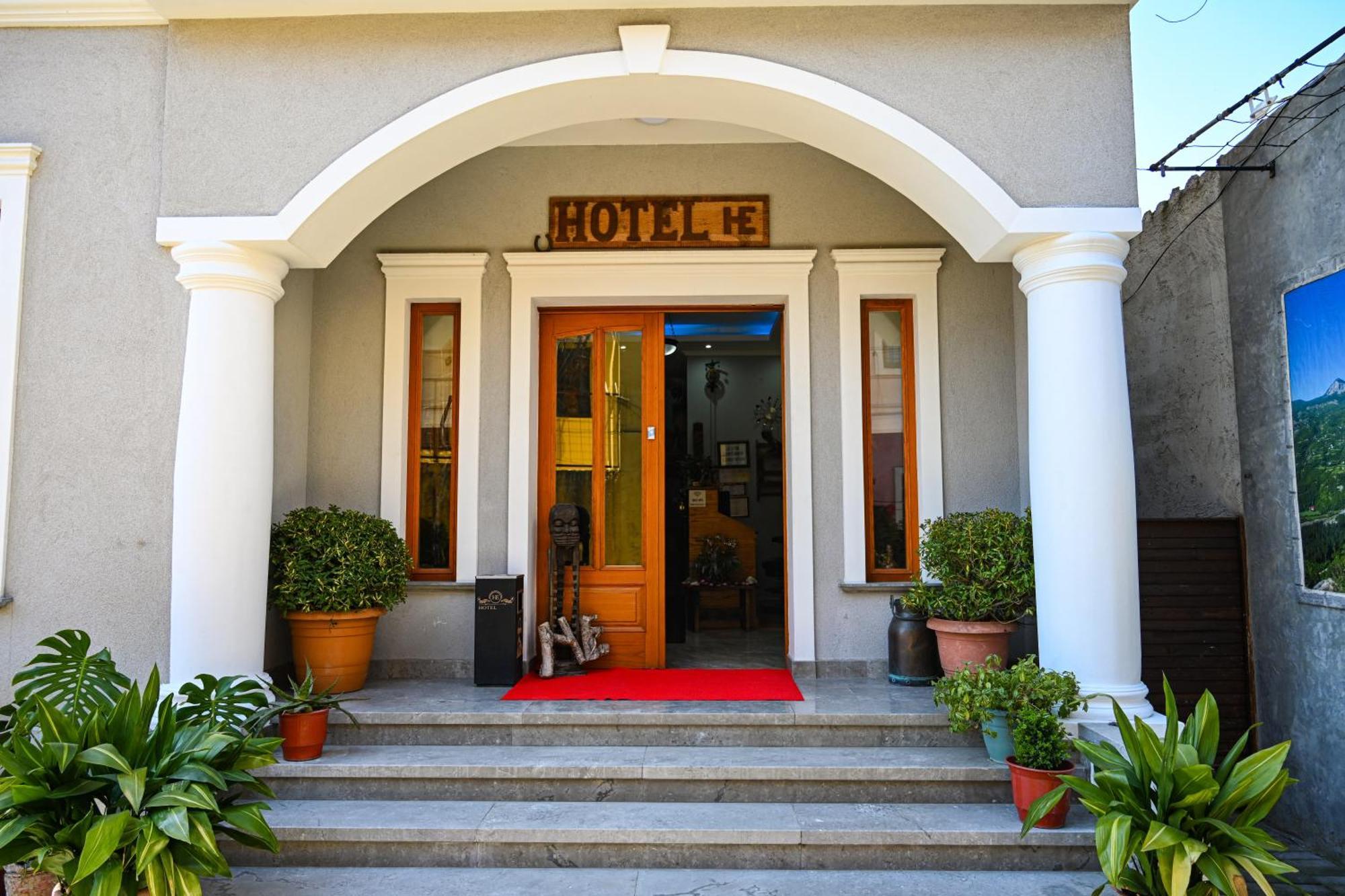Hotel Epoka Шкодер Экстерьер фото